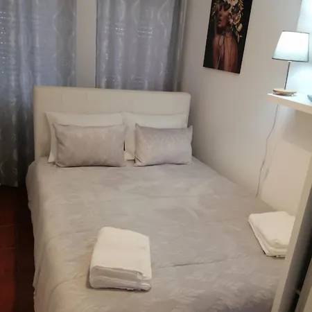 Chalas Bedroom Nazaré